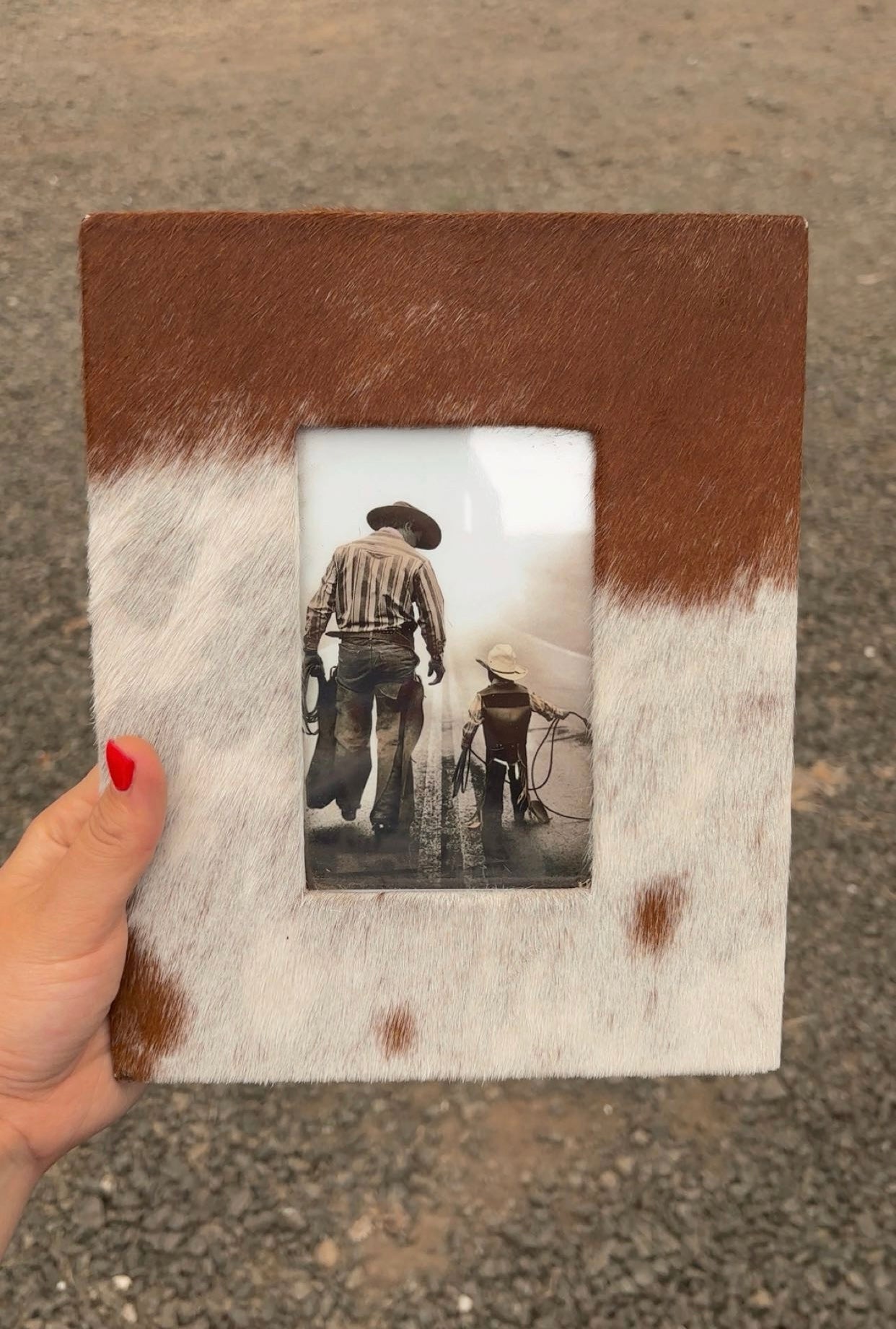 Cowhide Picture Frame: Brown